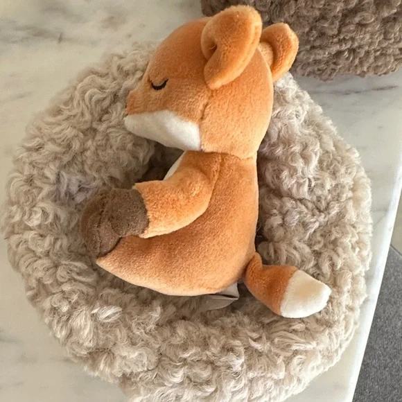 Jellycat hibernating Fox- retired! - Picture 3 of 6